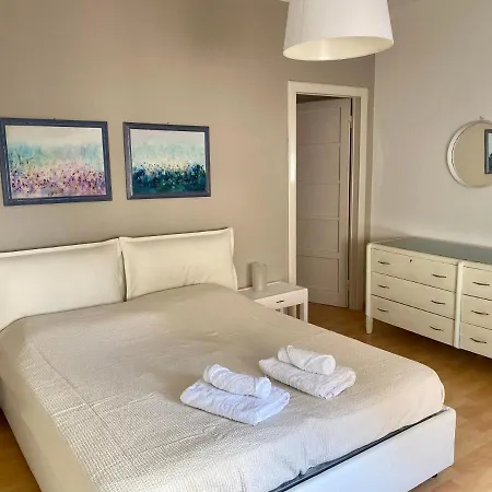 Alexa House Front Appartement *