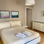 Alexa House Front Apartament *