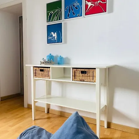 Alexa House Front شقة